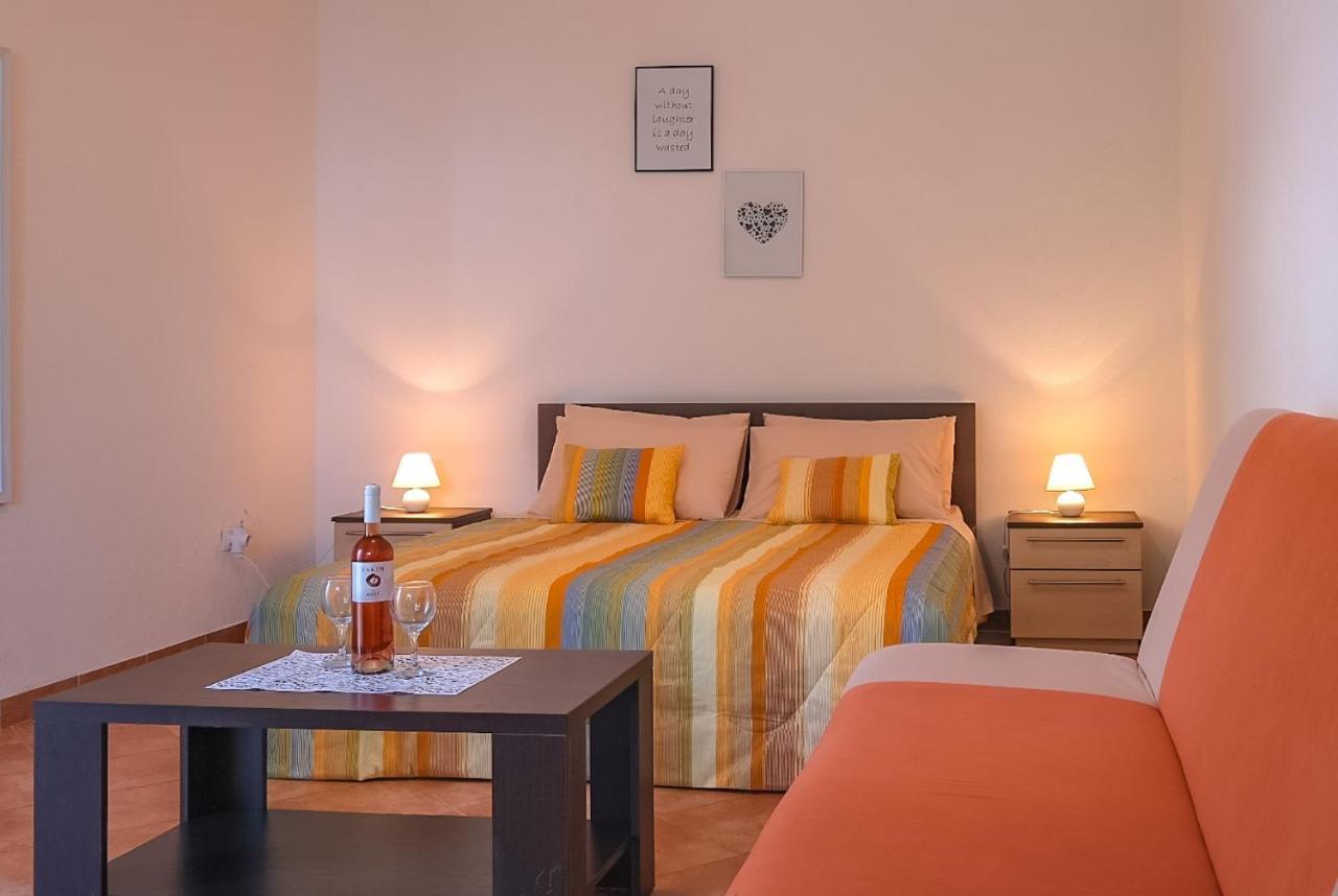 Apartmani Nina Rovinj Ngoại thất bức ảnh