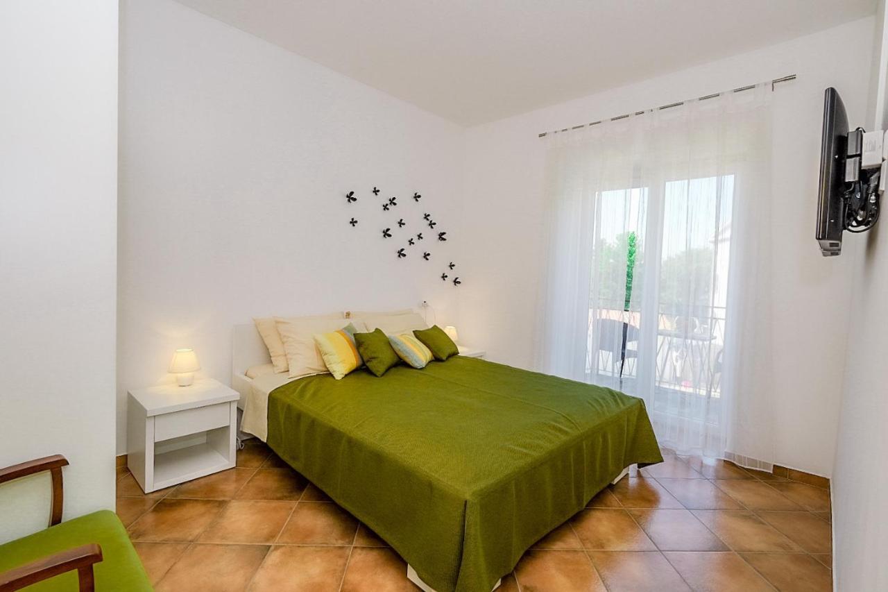 Apartmani Nina Rovinj Ngoại thất bức ảnh