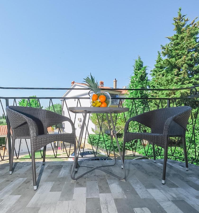 Apartmani Nina Rovinj Ngoại thất bức ảnh